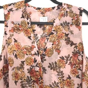 Sheer Floral Hold button Down Sleeveless Top
